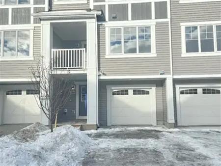 Beautiful Stillwater 2 bedroom townhouse for rent | 20622 21a Avenue Northwest, Edmonton