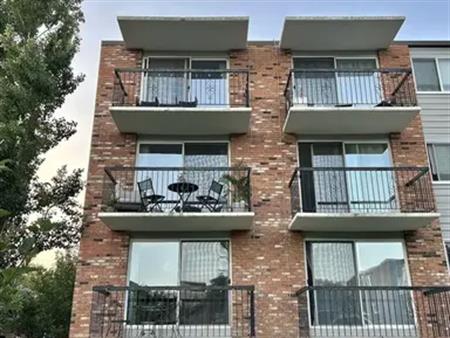 BRIGHT ONE BEDROOM WITH BALCONY! CRESCENT HEIGHTS! | Calgary