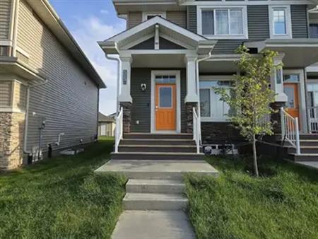 3 Bed 2.5 Bath corner 4-plex | Edmonton