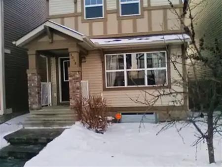 Stunning 3-Bedroom House with Garage in Allard, SW Edmonton! | 3018 Arthurs Crescent Southwest, Edmonton