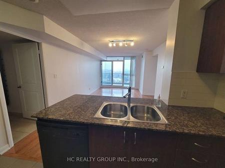 Yonge/Finch-Freshly Painted 2Bd Modern w Parking