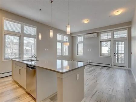 Beautiful 2 bedroom Condo in Mahogany | 114 - 10 Mahogany Mews SE, Calgary