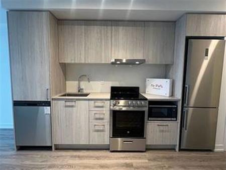 HWY 7/Commerce-Spacious NEW 1Bd+Den Bright Modern