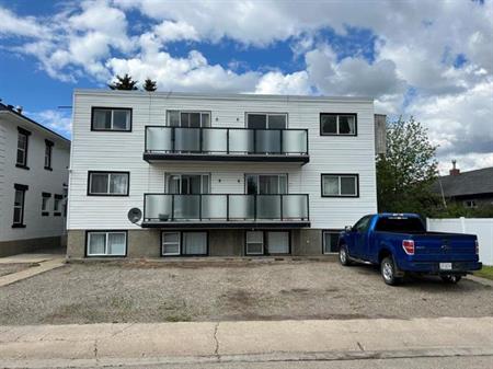 High end apartment rental unit (2nd floor) | 4948 48 Street, Innisfail