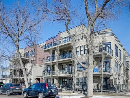 Renovated 2 Bedroom Condo 3rd Floor | 306 - 10808 71 Ave NW, Edmonton