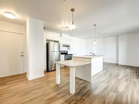 2 Bedroom - 4974 Place De La Savane, Montréal