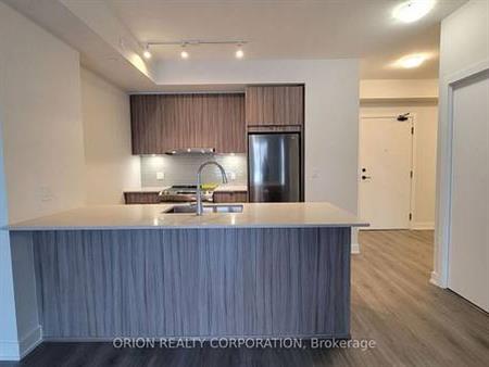 Burnhamthorpe Rd/ Confederation Pwky Brand New 1Bdrm +Den Modern