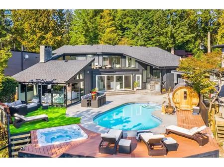 Beautiful Mansion Community Living | North Vancouver