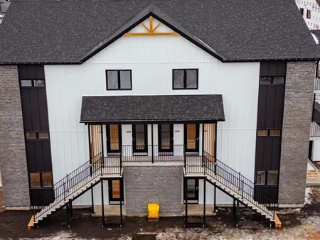 Logement 5 1/2 Neuf St-Isidore Beauce Aout-Sept 2025