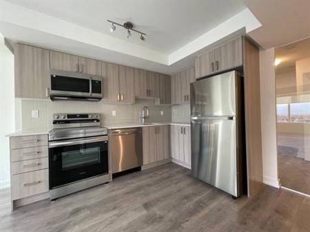 UNIVERSAL CITY: BRAND-NEW 2 BEDS + 2 BATHS W/ PARKING & LOCKER INCLUDE