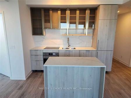 Yonge And Finch Luxurious 3Bdrm Corner Modern Kitchen Huge Balcony