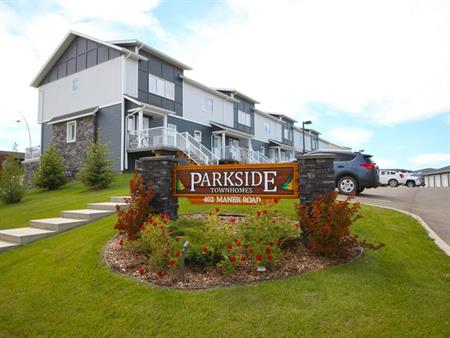 Parkside Townhomes | 402 Manek Rd., Saskatoon