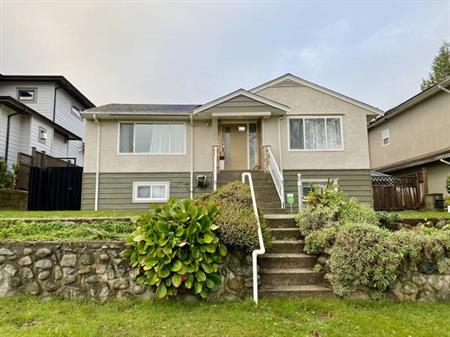 For Rent: Cozy 2-Bed 1-Bath Basement Suite Burnaby (Brentwood)