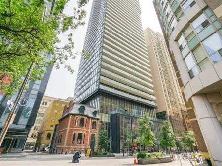 15 GRENVILLE STREET,1BED,1BATH,BALCONY,DOWNTOWN TORONTO