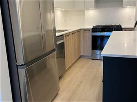 $2,100/ 1 bedroom 675sq ft - Unfurnished 1 Bed 1 Bath Apartment For Re