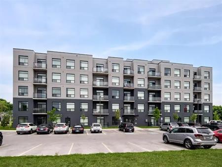 2 Bedroom 2 bathroom Apartment | 62 1st Street, Tillsonburg