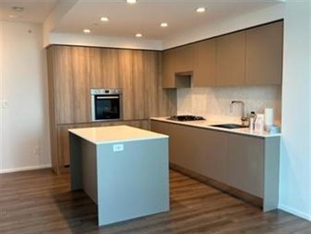 Junior 2 bed + 2 bath with A/C @ City of Lougheed - Pet Friendly!