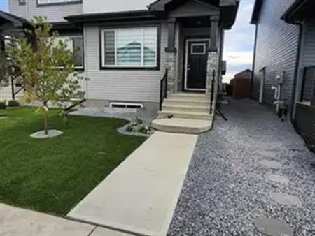 Bright & Modern 3-Bedroom Duplex in Stewart Greens | 20752 99B Avenue Northwest, Edmonton