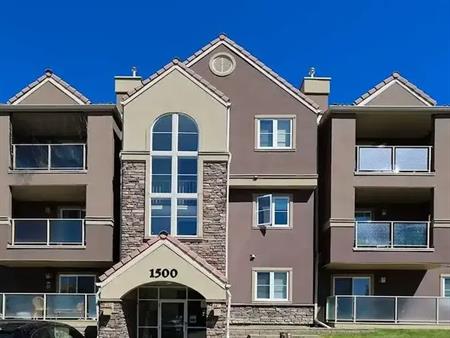 Great Top Floor 2 Bed 2 Bath close to University of Calgary | 1533 - 1314 Edenwold Heights Northwest, Calgary