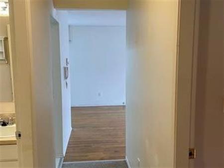 2 bedroom suite for rent at 230 Oswego St.