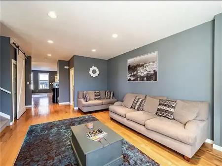 Large Inner City House. | 632 22 Ave NE, Calgary