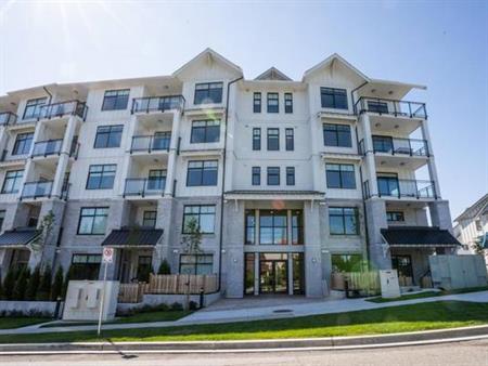 New 2 bedroom in South Surrey at the Southaven Building