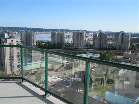 Big, Bright 2 Bdrm w View