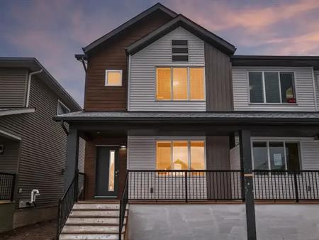 Newly Built 1-bedroom, and a 1-bathroom | 21454 Sheriff King Street Southwest, Calgary