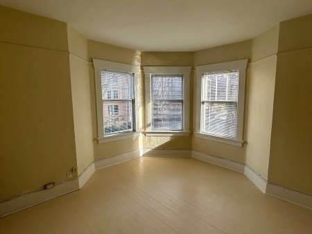 RENOVATED 2 BEDROOM in CHARACTER BUILDING