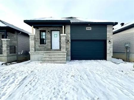 1223 Montblanc Cres | 1223 Montblanc Cres, Embrun