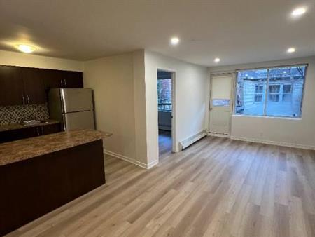 4.5 Apartment For March 1st, 2025 - A louer • For Rent