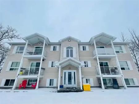 897 Notre Dame St Unit 10 | 897 Notre Dame St, Embrun