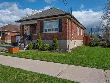 All-Inclusive Bright 1 Bedroom For Rent in South End of Peterborough | 563 Braidwood Avenue, Peterborough