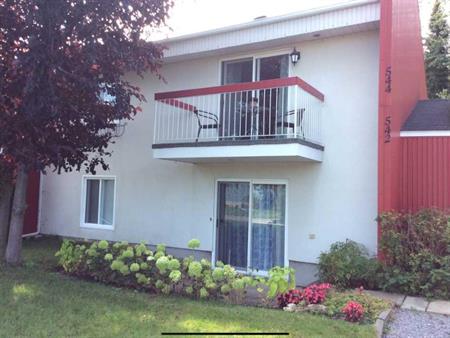 Magnifique logement 4 1/2, Rue Malherbe, Chicoutimi