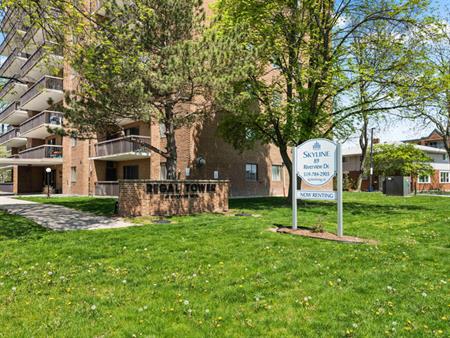 Regal Tower Apartments | 89 Riverview Dr., Chatham