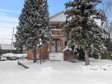 Condo à louer meublé situé à deux pas du REM Brossard