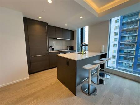 Brand-new Fully Furnished Condo, Landmark on Robson