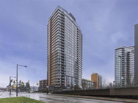 Beautiful 2 Bedroom / 2 Bathroom Condo In Vancouver! Available MAY 1ST