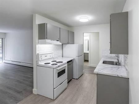 Cedargrove: renovated suites avail NOW-move in incentive