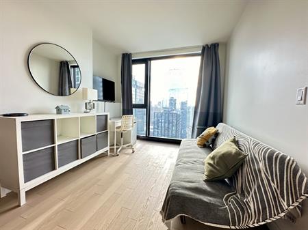 Furnished 3 1/2 Apartment At PlaceDesArt