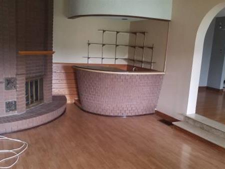 A Nice Clean Bungalow House For Rent (North York (Toronto))