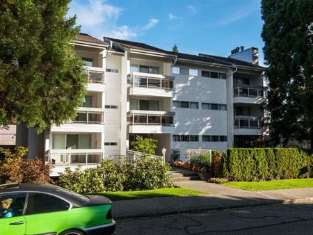 Pineview Place | 1705 West 10th Avenue, Vancouver