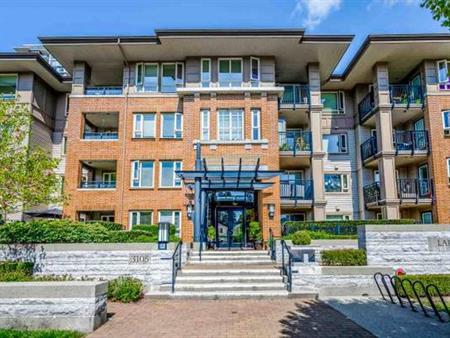 Coquitlam Center 2 Bedroom & 2 Full Bathroom