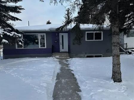 New 3 bdr, 2 washroom Main Floor | 7412 92 Avenue Northwest, Edmonton