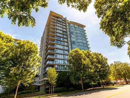 Richmond Lansdowne 2bed2bath Apartment