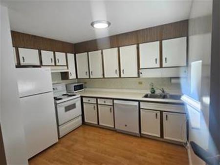 2 Bedroom Appartment - $ 2,200