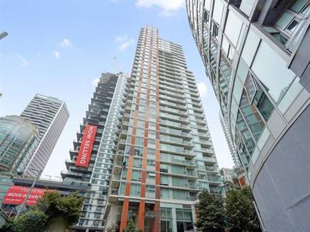 Beautiful two bedrooms unit in downtown, The Maddox Building