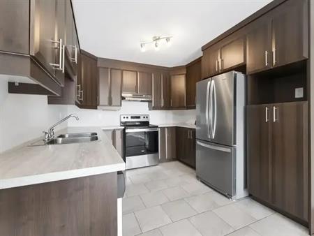 Gatineau-Plateau portfolio | 518 du Plateau Boulevard, Gatineau