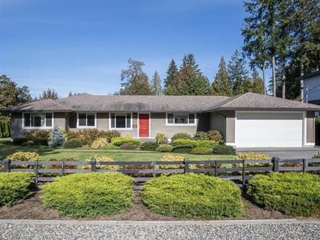 Executive Spacious 5-Bed Rancher in the heart of Brookswood, Langley!