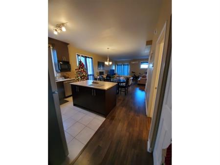 2 bedroom luxury apartment in desirable Aylmer, just 13 km from downtown Ottawa | 20 Rue du Britannia, Aylmer